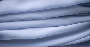 Kemeja wanita berbahan katun premium dengan potongan rapi, hasil jasa pembuatan kemeja wanita bahan katun premium berkualitas.